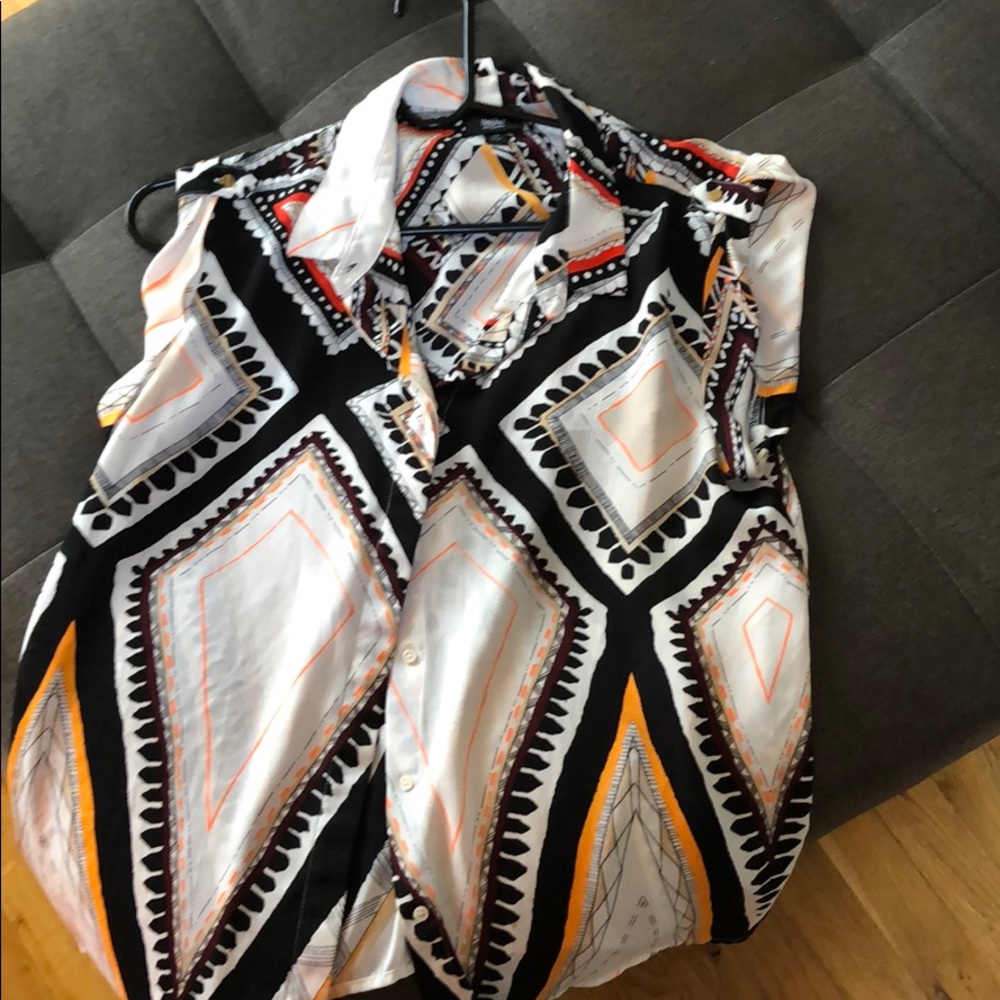 Printed button down top